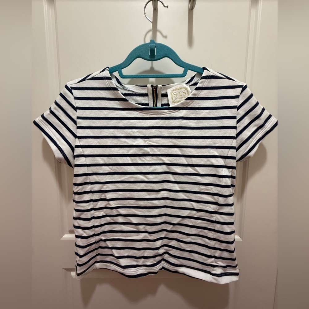 Sail to Sable. Nautical Stripped Cropped T-shirt. Blue & White. Size XS.